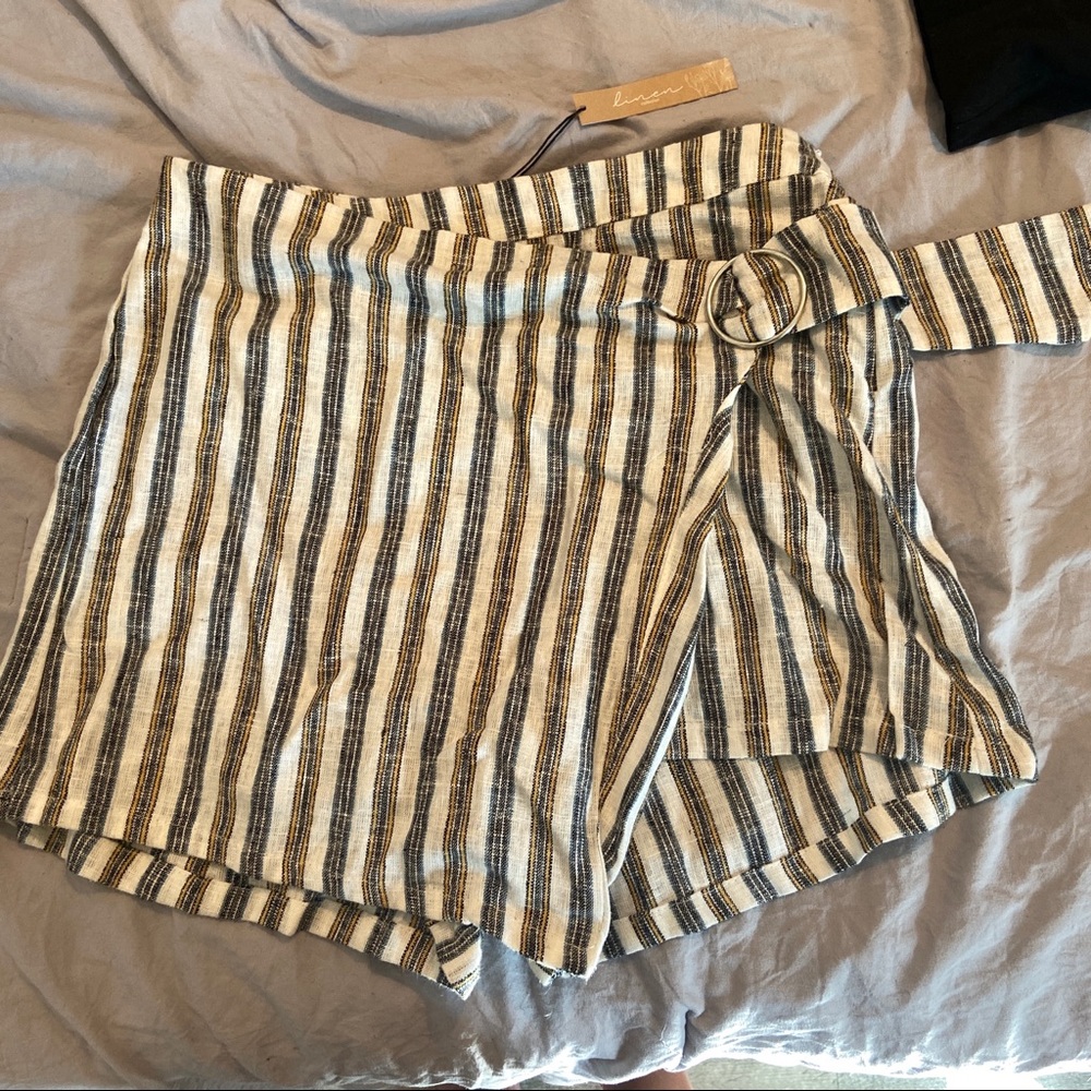 Love tree striped skort